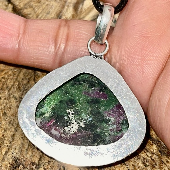 Anyolite Ruby Red Zoisite Pendant 1 7/8” - Picture 9 of 12